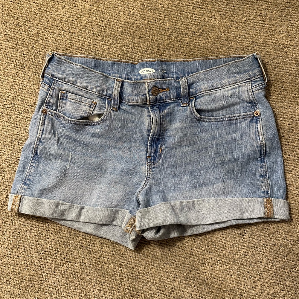 Old navy boyfriend jean shorts denim 8 coastal cowgirl beachy low rise y2k boho